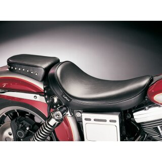 LePera, Sanora solo seat. Smooth with skirt