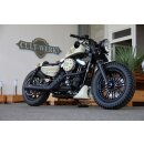 Cult-Werk Bobber Seitendeckel Set schwarz glänzend für Harley XL Sportster 14-22