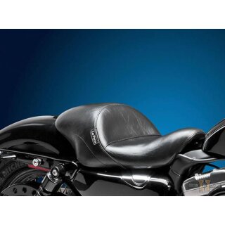 Aviator Up Front Smooth Seat Black Vinyl