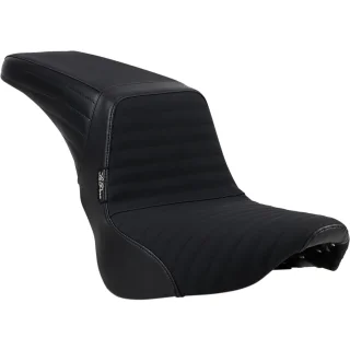 Le Pera  Kickflip Sitzbank plissiert mit Gripp Tape für Harley Breakout 18-24