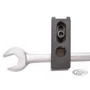 Adjustable torque wrench adapter