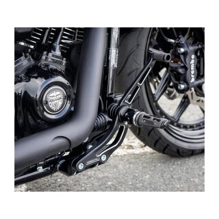 Phantom Mid- to Forward Control Conversion Kit for Softail M8 OE Position Bi-Color
