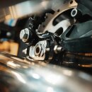 Kraus Vector One Flushline Achse & Achsversteller Schwarz für Harley Touring 14-25